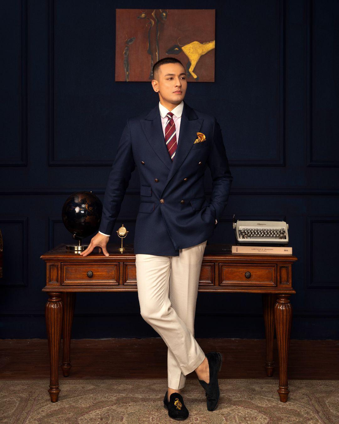 The Classic Navy Blazer 